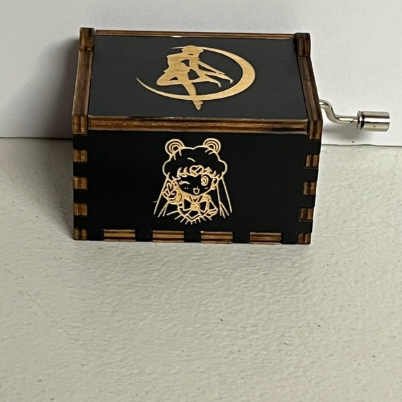 Sailor Moon Hand Crank Wooden Music Box Black Anime Musical - Picture 6 of 11